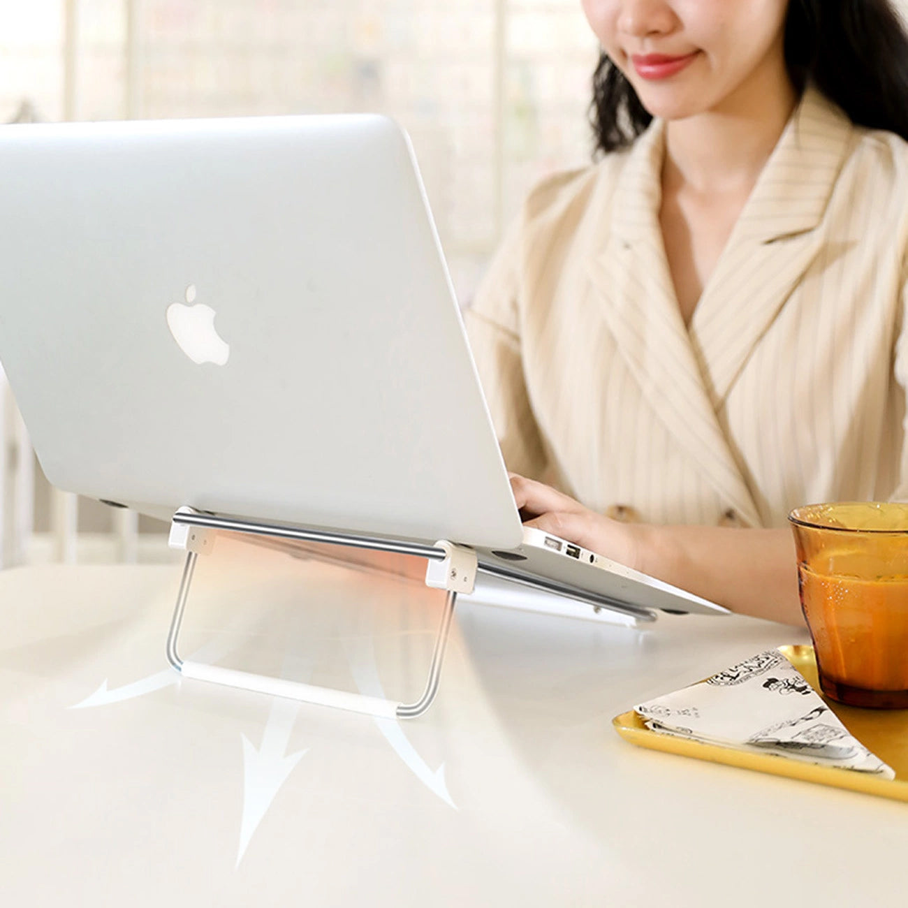 UGREEN LP230 Laptop Stand for max.17inch, Silver